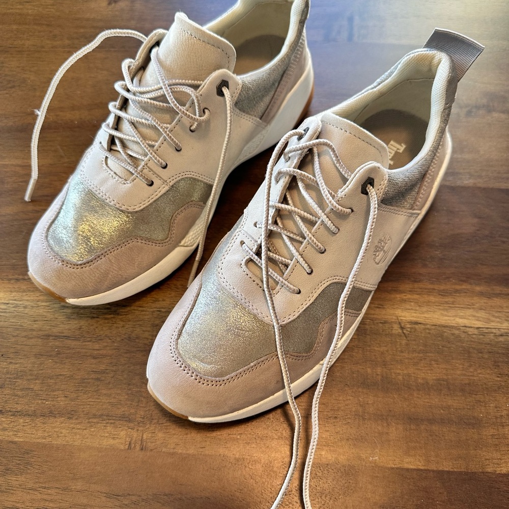Timberland Women’s Size 7 Athleisure Shoes.